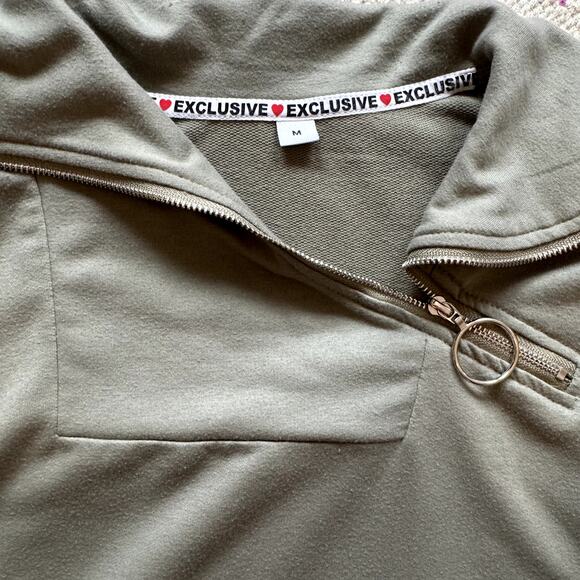Olive Green Zip Neck Pullover Sweatshirt Women's Size Medium - Picture 2 of 4